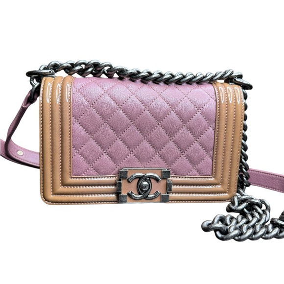 Chanel Boy Bag - Picture 2 of 15